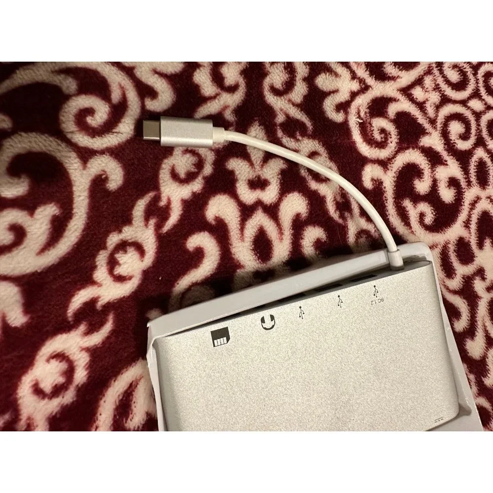 New inland 3 port usb hub UNTESTED RETURN